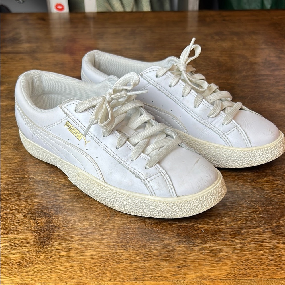 PUMA White Sneakers‎
